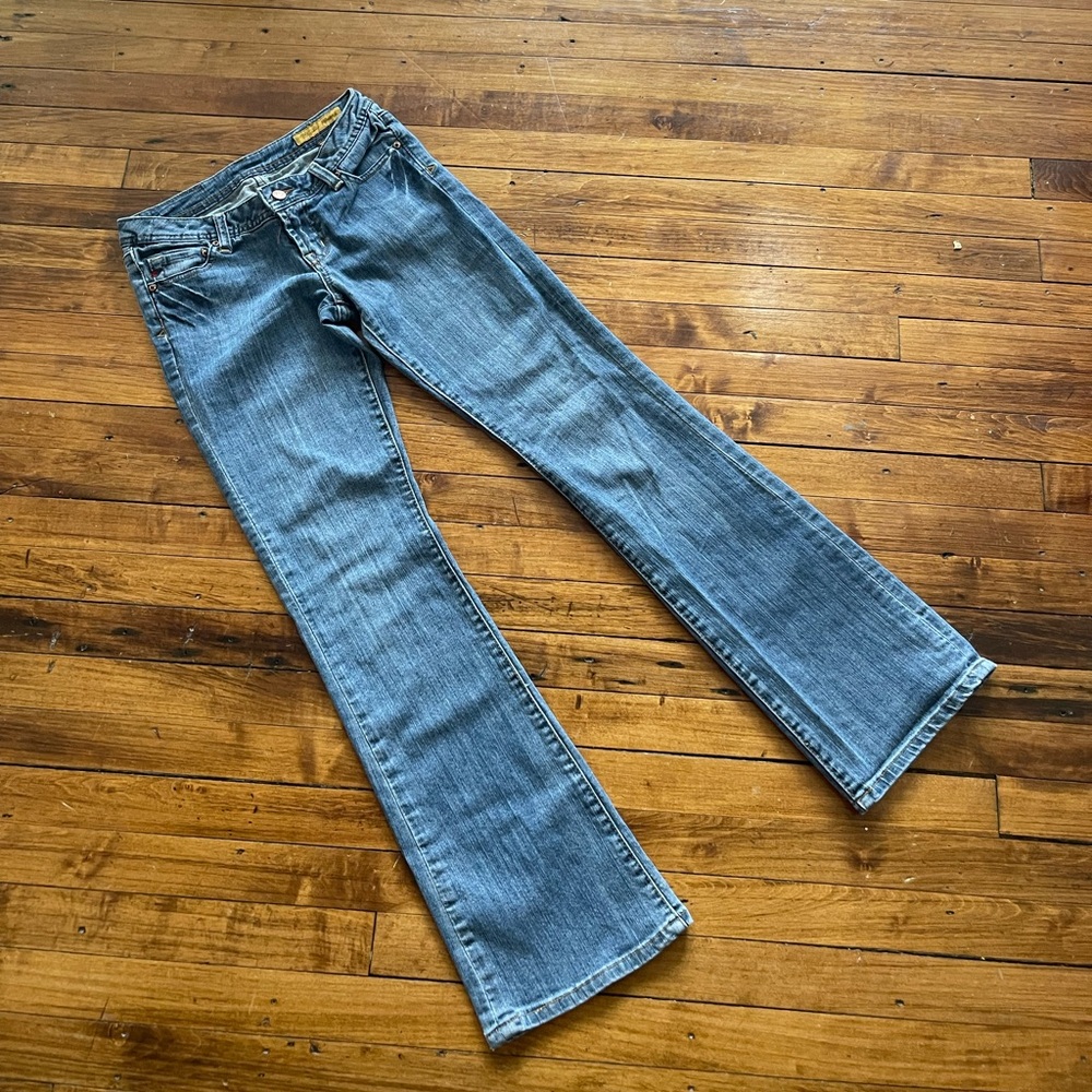 Seven7 Jeans
